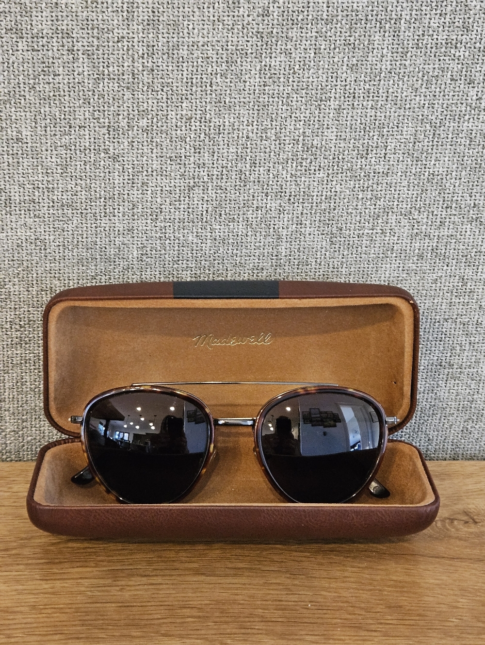 Madewell Aviator-style Sunglasses With Case